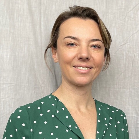 Adela Johnston, BACP, UKCP & BPS — Trainee Counselling Psychologist & Integrative Psychotherapist