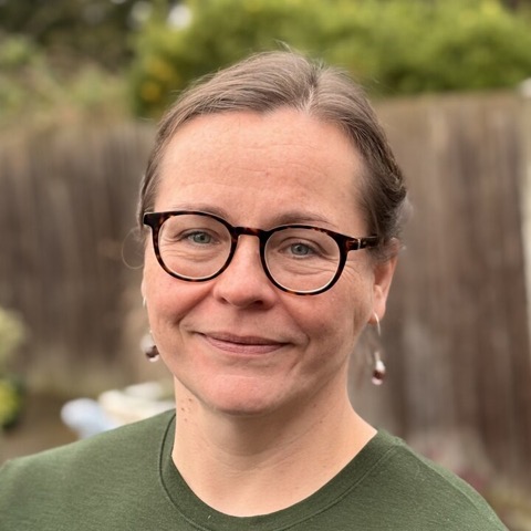 Iwona Munia, UKCP — Trainee Group Analyst
