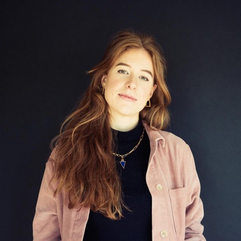 Kate Taylor-Ford, UKCP & NCPS — Trainee Psychotherapist