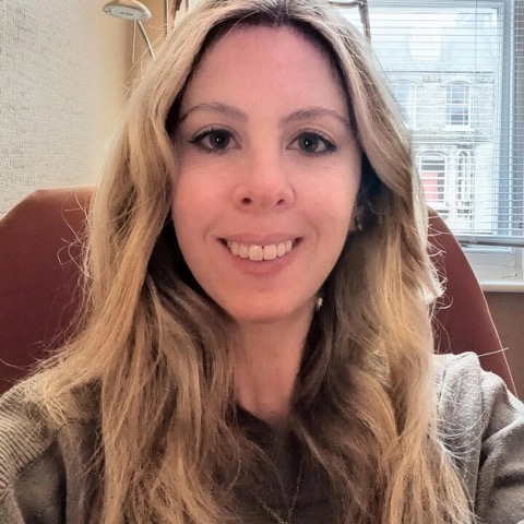 Isla O'Dwyer, BACP — Humanistic Therapeutic Counsellor (BSc Dip)