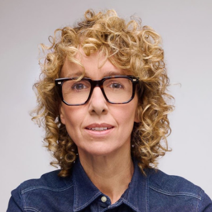 Rebecca Lewis